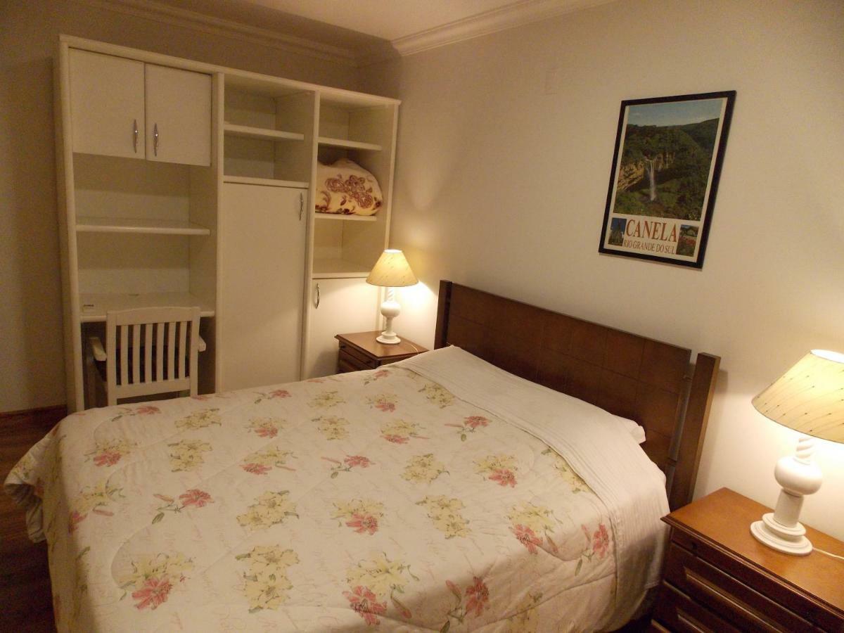 Triplex 3 Suites Em Canela Exterior photo